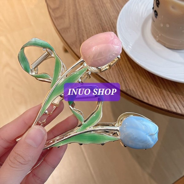 Pinza con diseño de tulipán